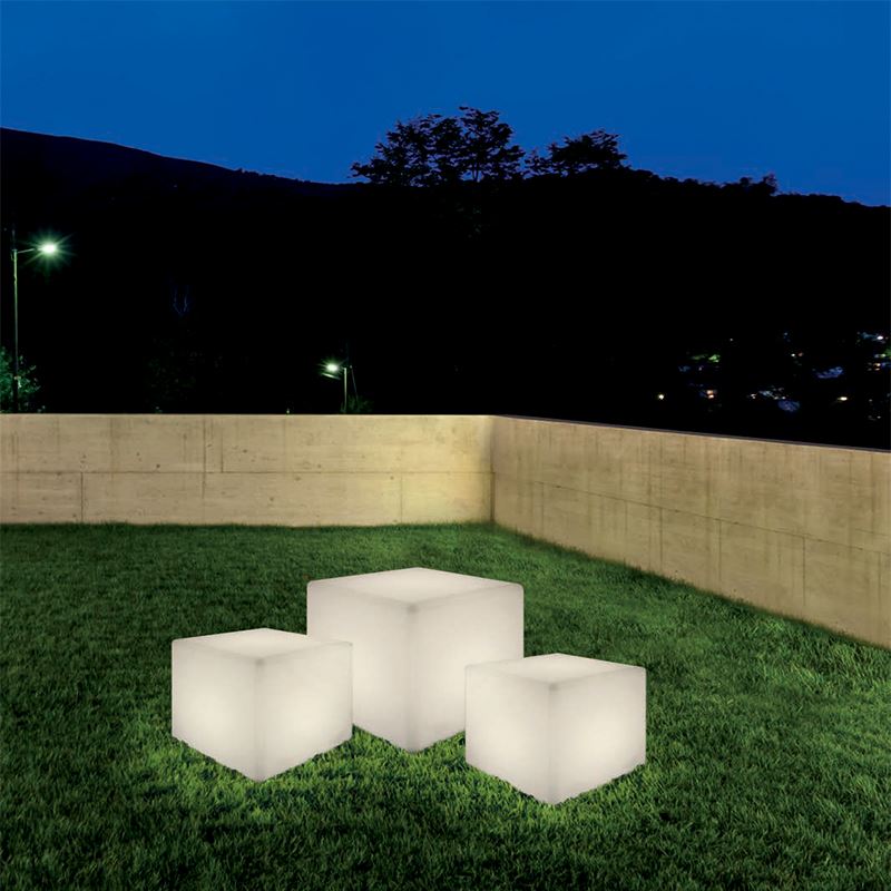 NOWODVORSKI Cumulus Cube 8965 NOWODVORSKI Cumulus Cube 8965